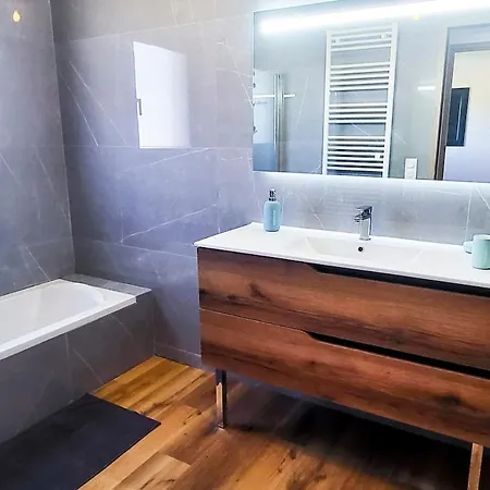 Maison Avec Piscine Villa Laudun